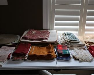 Linens for table
