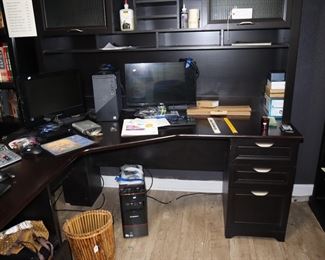 Modular "L" shape desk with deck on top