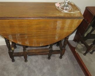 Drop Leaf Table