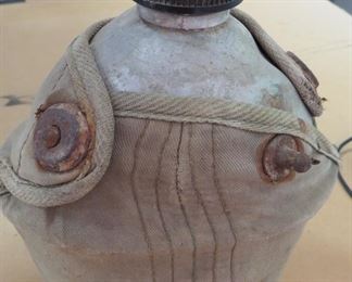 Military Canteen VINTAGE