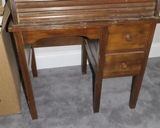 Small Vintage Roll Top Desk - Needs Love