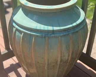 Decorative Planting Pot Large (1 of 2)