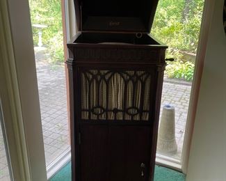 Antique Edison Phonograph with Diamond Records