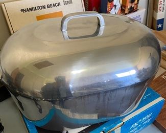 Wagner aluminum roaster ,has orig. box from Conover Hardware, Owosso