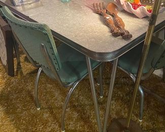 Formica top table & 6 chairs