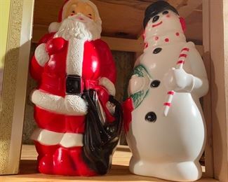 small  blow mold Santa, Frosty, great shape