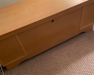 Lane cedar chest