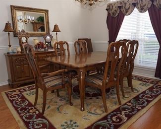Oak dining room group