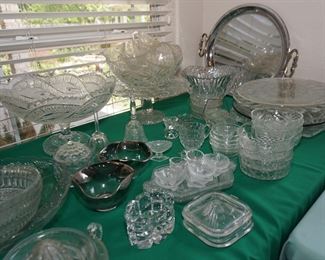 Cut glass and crystal pieces