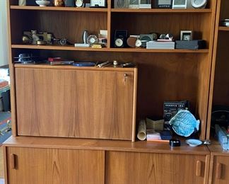 Teak bookcase/cabinet