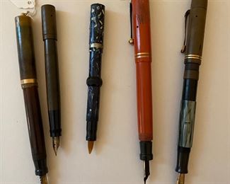 Vintage fountain pens