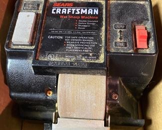 Craftsman Wet Sharp Machine