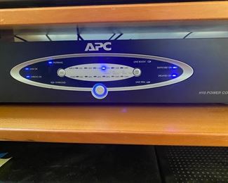 APC H10 Home Theater Power Conditioner