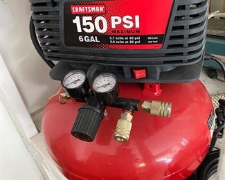 Craftsman 150 PSI 6 gallon Air Compressor with hose