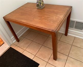 MCM Side Table                                                                                               Measures: 21" x 30" x 20" tall