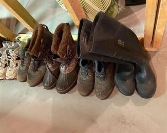 Size 14 & 15 Men's Boots/Shoes/Slippers
