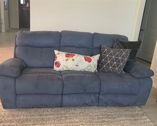 Fabric couch  in excellent condition.  