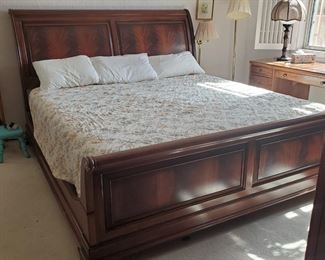 King size  cherry wood sleigh bed