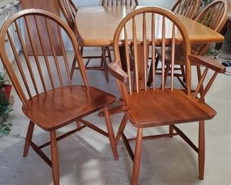 2 captain chairs and 4 standard chairs