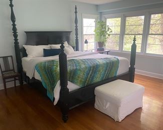 King Size 4-Poster Bed with Memory Foam Mattress (Footboard Post extensions available to raise height if so desired)