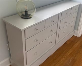 Shallow Depth White Bureau / Spherical Lamp