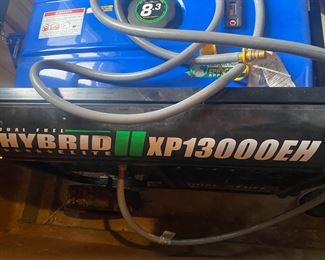 DuroMax Duel Fuel Hybrid Elite XP13000EH - USED ONCE!