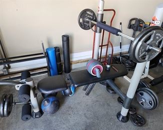 1 of 2 pictures - Pro-Form Bench Press