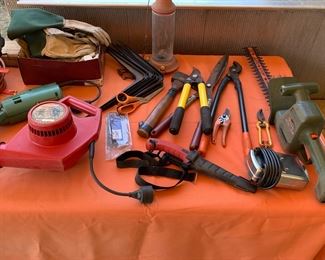 Garden supplies/tools
