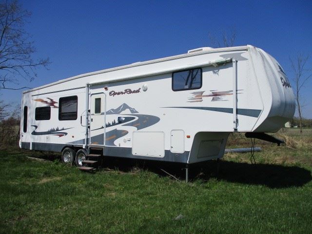 38 ft. Open Road Travel Trailer ( Fifth Wheel )