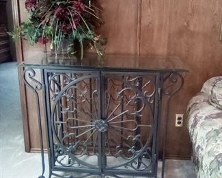 Wine bottle holder and just a beautiful piece