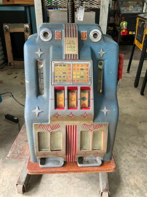 RARE 1938 BALLY DOUBLE BELL SLOT MACHINE