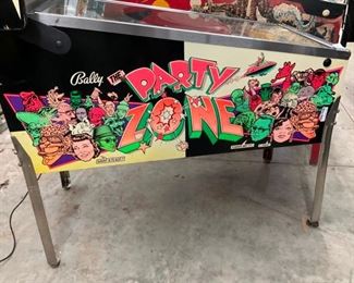 CLOSEUP NICE SIDE GRAPHICS