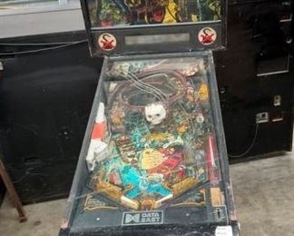 DATA EAST HOOK PINBALL MACHINE