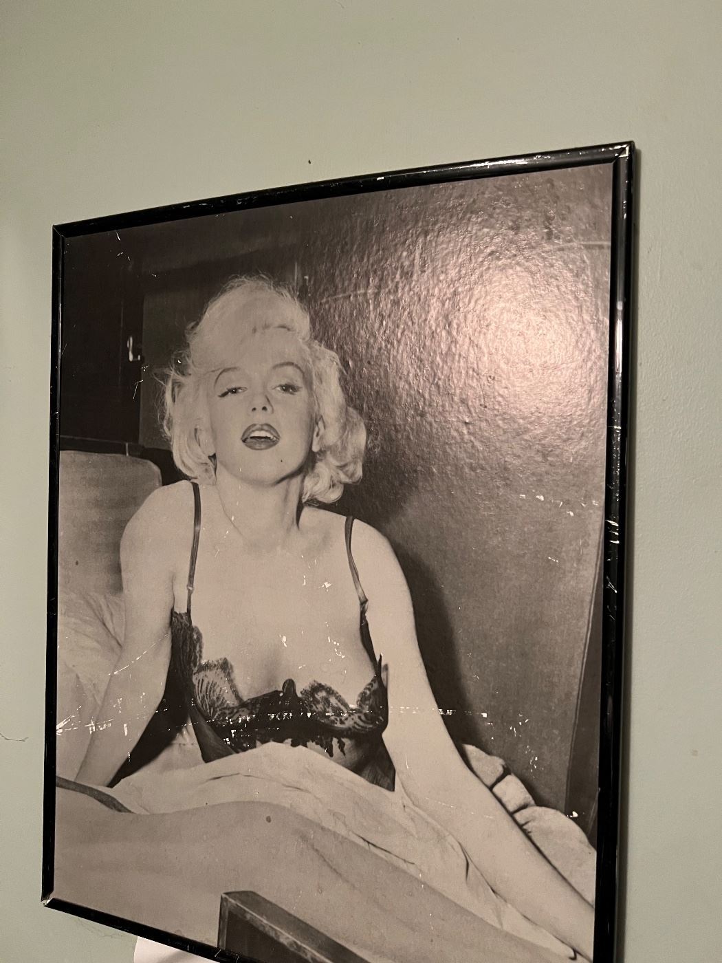 Marilyn Monroe framed Print