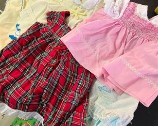 Lots of toddler clothes