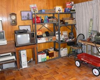 Family Room Overview (Watch your step)