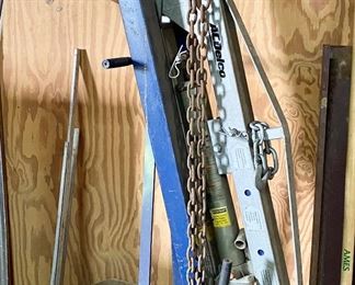 AC Delco 2 Ton Capacity Hoist