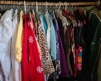 Women's blouses & vests; most are size XL or Chico's size 3.
