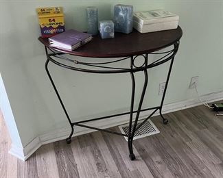 Blowing out items, buy it now $25