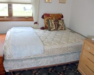 Full Size Mattress Set
