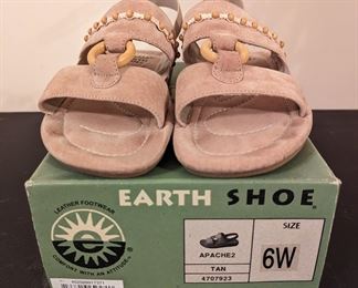 Earth shoes