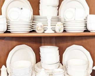 Pfaltzgraff Heritage Dinnerware