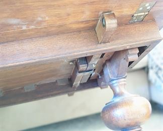 Antique drop leaf coffee table