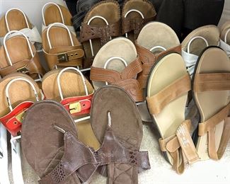 Dozens of ladies shoes size 8-9