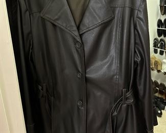 Women's leather coat - dark brown - XL