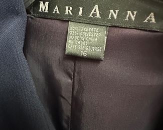 Women's clothing sizes 12-16, L-XL