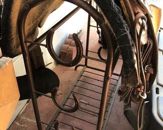Saddle Stand