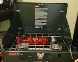Coleman 425 Camp Stove