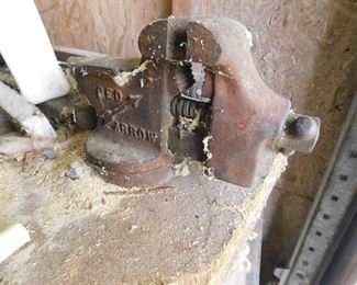 Red Arrow Vise