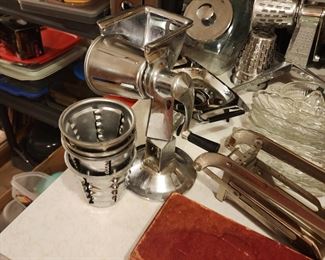 lots of Salad Master